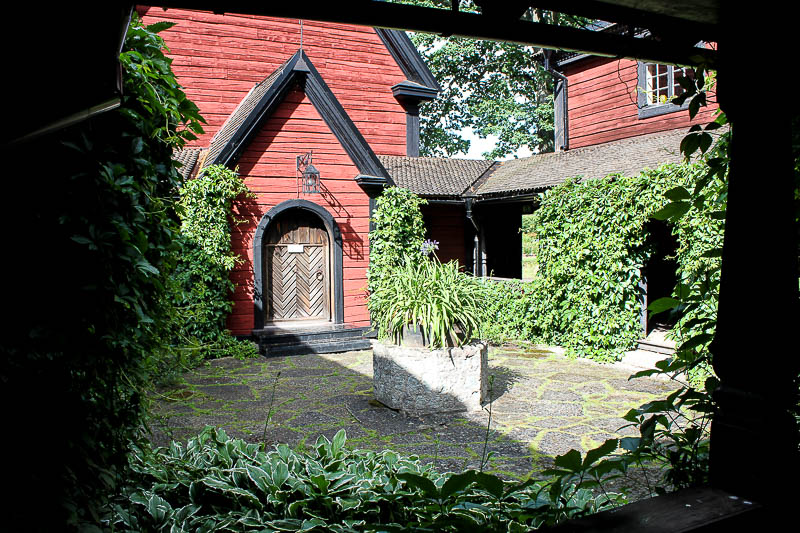 Kirch und Innenhof des Skansen Museums Kirche und Innenhof