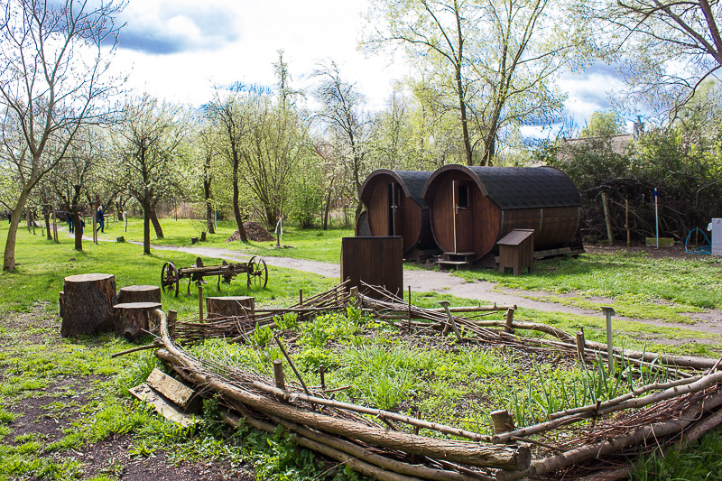 Die Gurkenfässer. Gurkenfass im Freilichtmuseum Lehde.