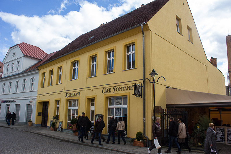 Das Cafe Fontane in der Lübbenauer Altstadt. Restaurant Cafe Fontane