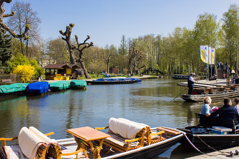 An der Anlegestelle am Hafen Lübbenau. An der Anlegestelle Hafen Luebbenau