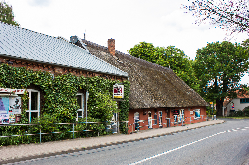 Theater wird hier auch gespielt. Music Hall in Worpswede.