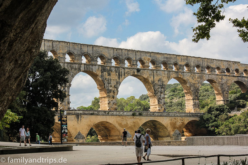 Diese Denkmal sollte man wirklich gesehen haben, wenn man dort schon in der Nähe ist. Pont du Gard in der Provence.