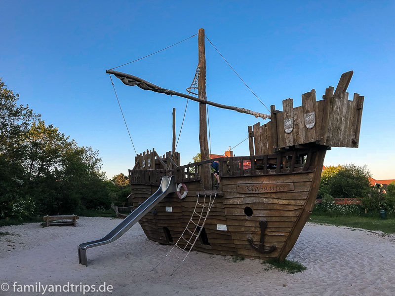 Traumschiff. Spielplatz Spiekeroog.