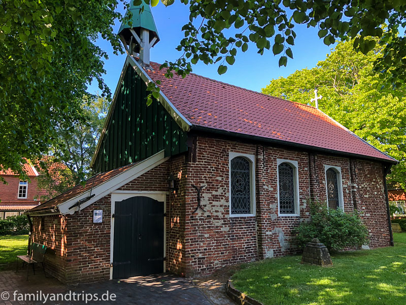 Wieviel Leute passen da wohl rein? Alte Inselkirche von Spiekeroog.