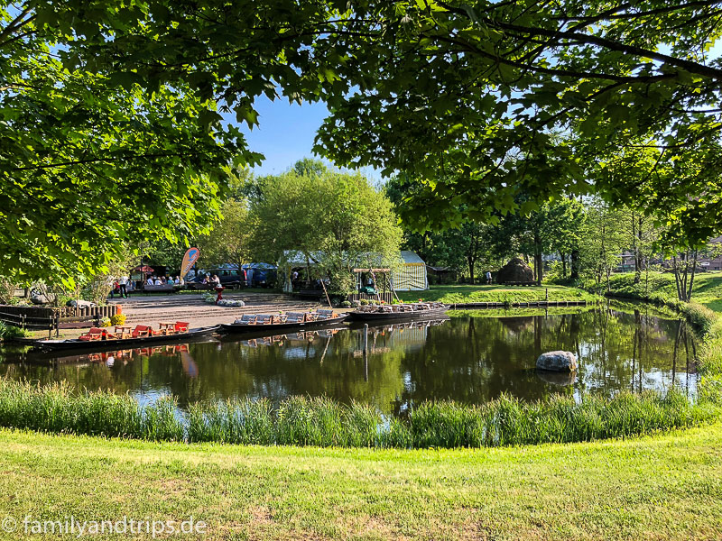 Das Bild spiegelt die Ruhe aus, die wir dort gefunden haben. Hafen in Straupitz