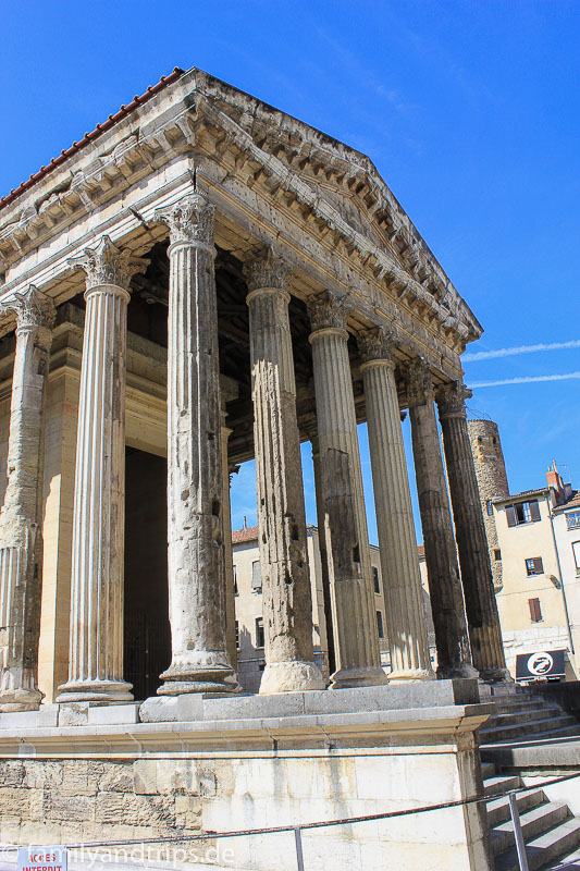 Eins von vielen römischen Bauten in Vienne. Temple d'Auguste et de Livie in Vienne.