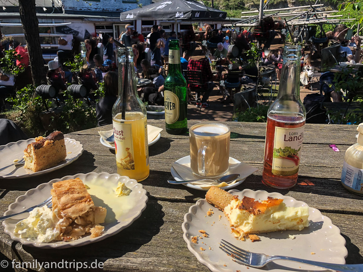 Selbstgebackener Kuchen. Old Laramie auf Spiekeroog.